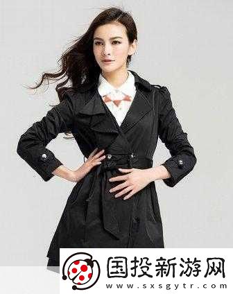 秋水伊人2022黑色毛呢外套：1.-秋冬時(shí)尚新寵：黑色毛呢外套的魅力