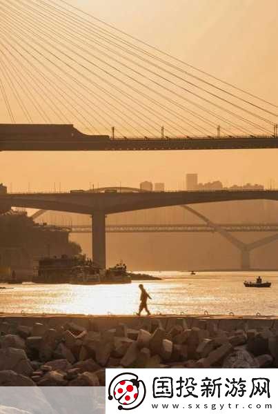 關(guān)于做緩描寫的細(xì)膩描寫：1.-細(xì)膩的光影交織：生活中的緩慢瞬間