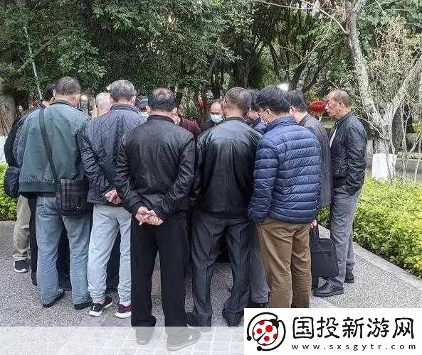 53歲大媽山坡做皮肉生意的原因-1.-53歲大媽選擇山坡皮肉生意的背后故事