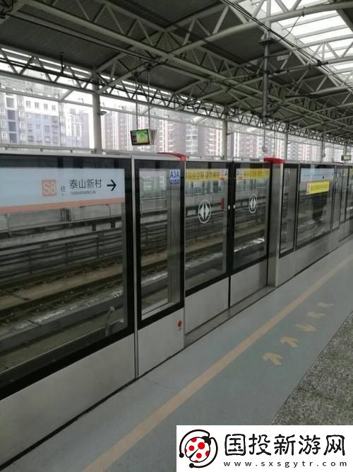 公交-Screen-Door-掀起的腦洞風(fēng)暴-笑侃圈內(nèi)“屏蔽”新姿勢(shì)