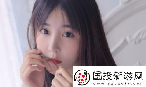 狠狠色綜合7777久夜色撩人Ⅰ：通過(guò)角色之間充滿(mǎn)張力的互動(dòng)-讓觀眾在甜蜜與沖突之間-感受到了一種深切的共鳴