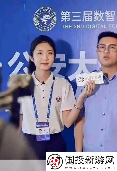 51吃瓜張津瑜：1.-張津瑜揭秘：絡(luò)吃瓜文化的背后真相