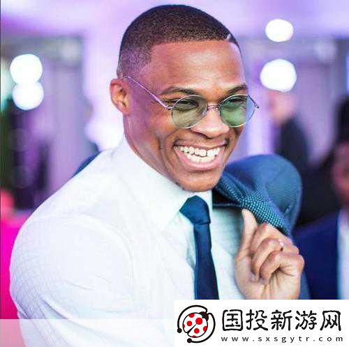 火星哥燃爆球場-布魯諾·馬爾斯攜手潮人籃球掀起潮流風(fēng)暴！